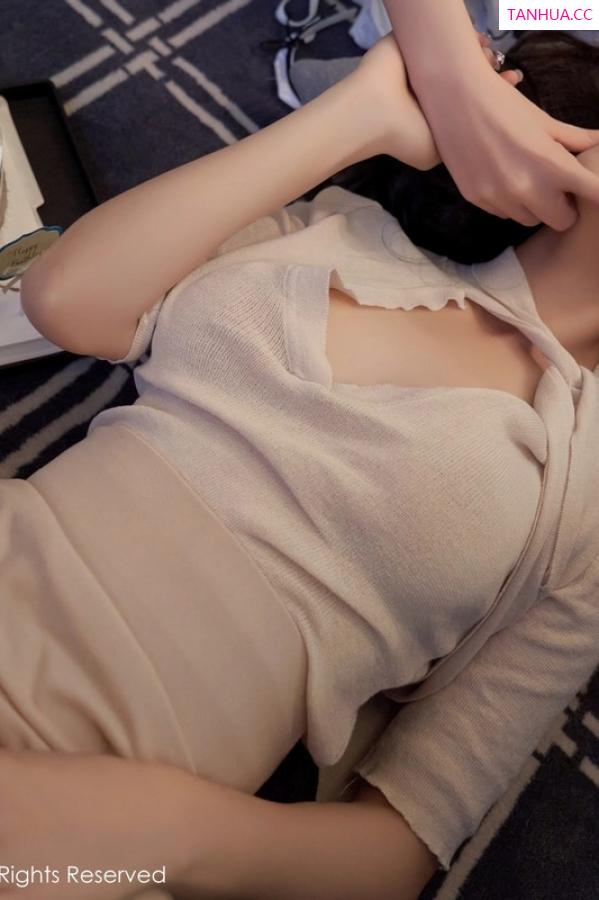李浅浅  [XiuRen]高清写真图 2023.05.31 No.6833 浅浅Danny 美腿妩媚第38张图片